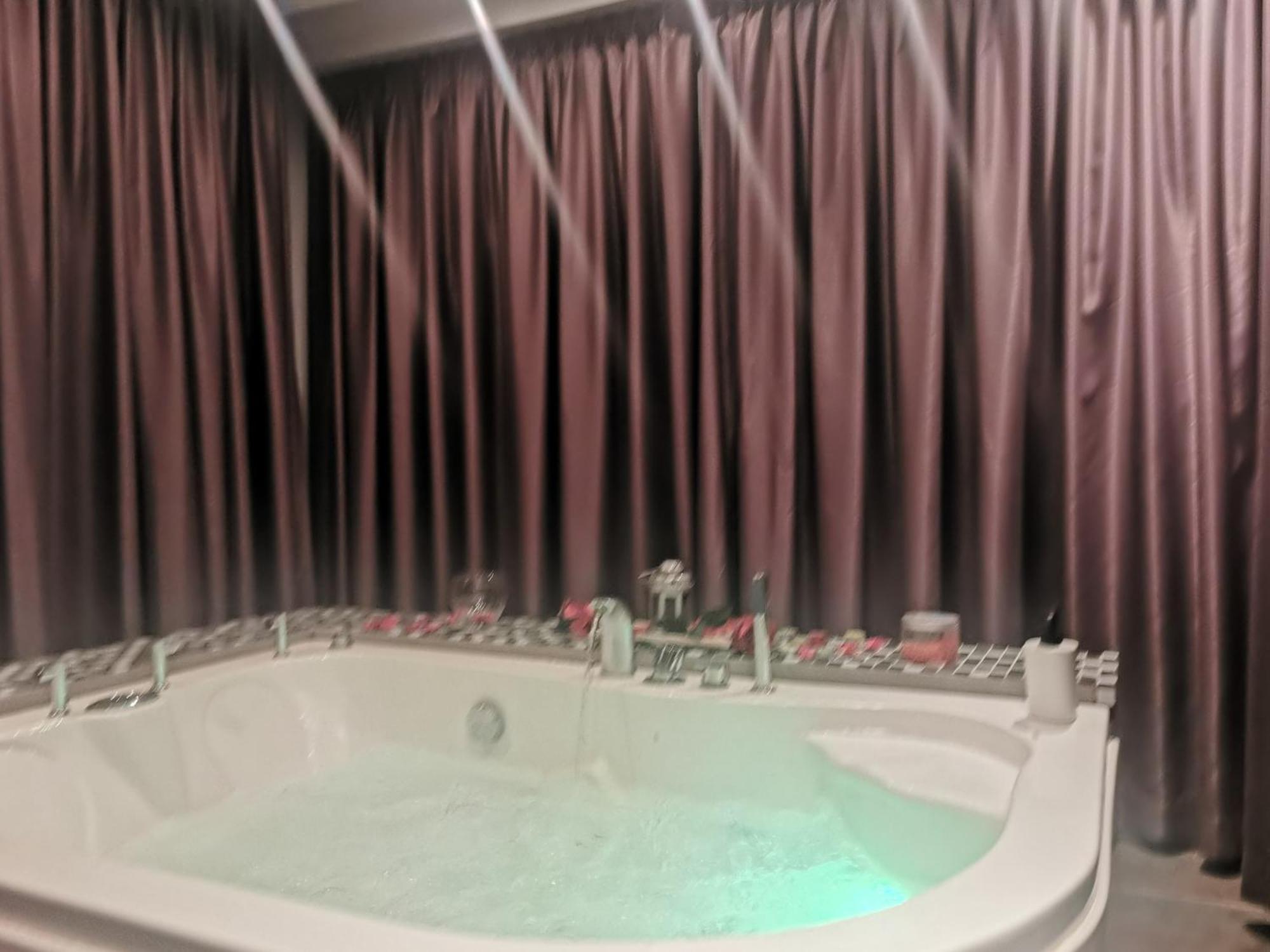 Intima Spa Apartmani بلغراد الغرفة الصورة